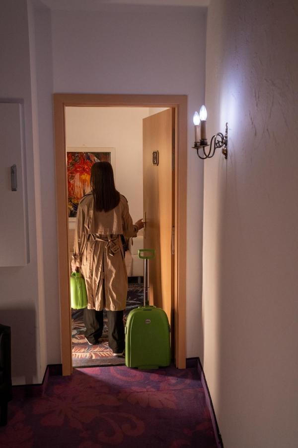 Hotel Etol 3*