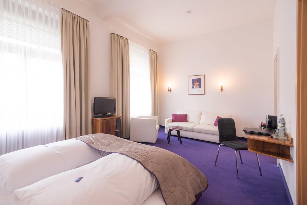 Etol Hotel